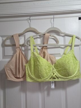 Neon Green Bra & Nude Seamless T-Shirt Bra